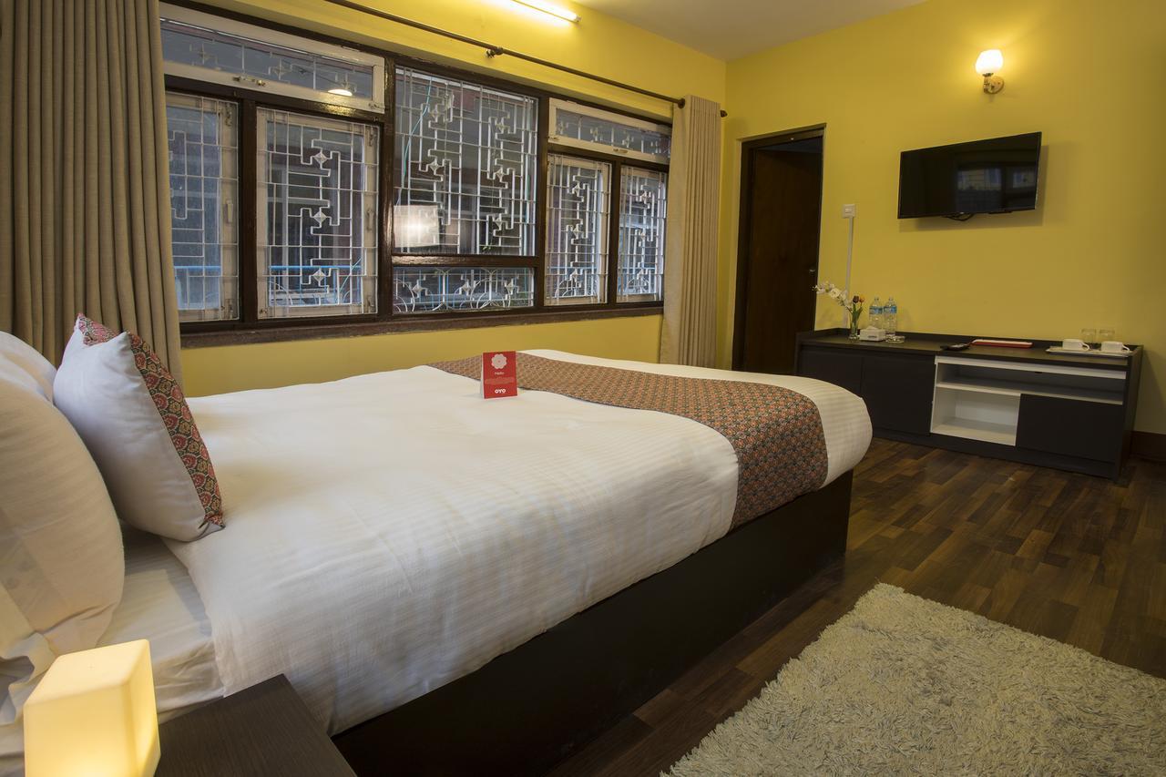 Oyo 131 Hotel Milarepa Катманду Экстерьер фото