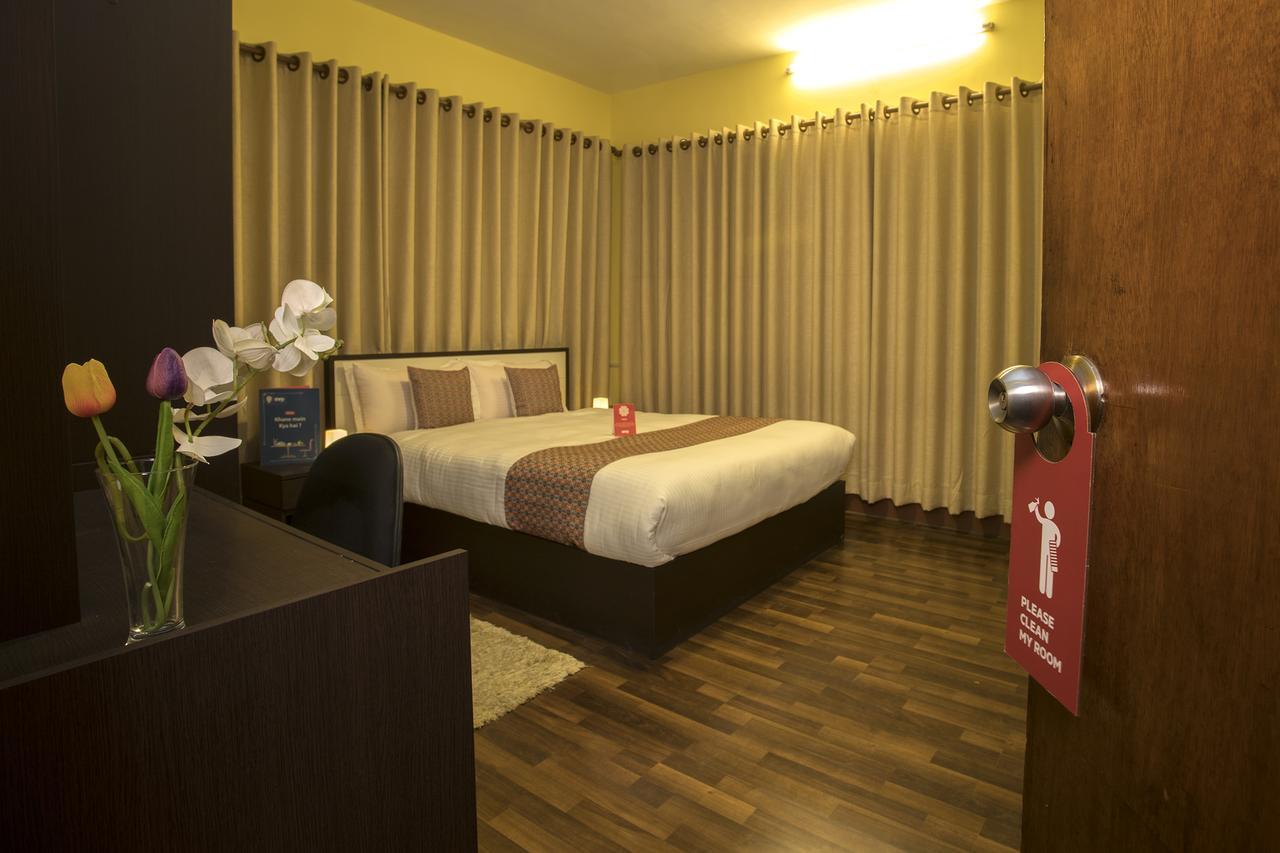 Oyo 131 Hotel Milarepa Катманду Экстерьер фото