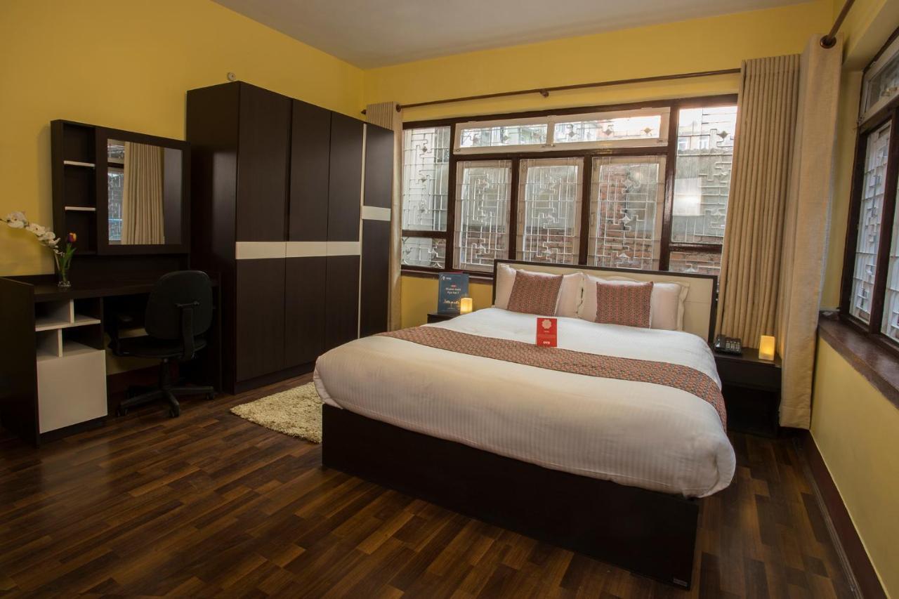 Oyo 131 Hotel Milarepa Катманду Экстерьер фото